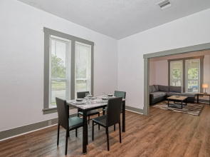 New Listing! Chillaxing in Texas City, Minimalist Home, Wifi, Close to Texas Museum