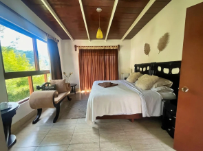 La Palapa & Posada Mía