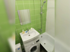 Диван и Чемодан на ул. Коммунистическая, 26