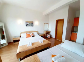 Apartments Akmadzic