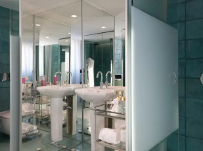 WC by The Beautique Hotels
