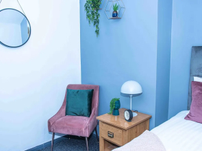 Dudley 3bedroom Home-perfect for Long & Short Stay