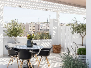 Gallery Suites & Residences, Piraeus