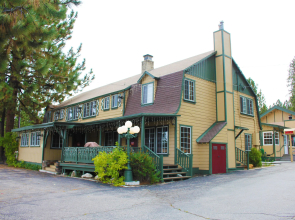 Sessions Retreat & Hotel