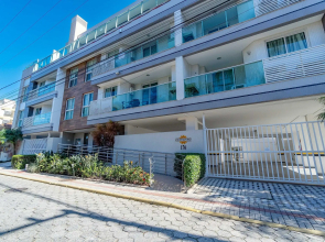 Localização Central - Apartamento a 200m da Praia