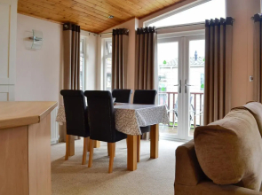Kingfisher Lodge