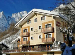 Hotel La Vallee Blanche