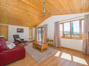 Barn Lodge With Hot Tub Near Cupar, Fife