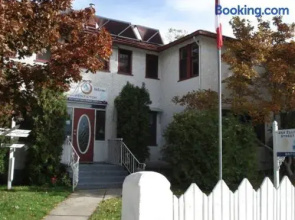 HI-Penticton Hostel