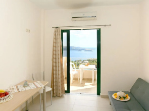 Aptera Paradise