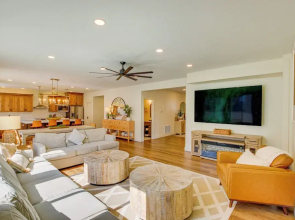 Spacious Utah Home w/ Hot Tub < 1 Mi to Bear Lake!