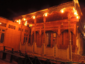 Young Bombay Group Of Houseboats
