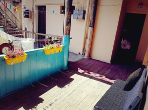 King Vakhtang Vi(Old Tbilisi)