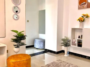 Cozy 1 bedroom Serviced apartment in Nairobi suburbs.