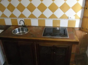 Almachar Apartahotel