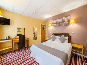 OYO Sandringham Hotel
