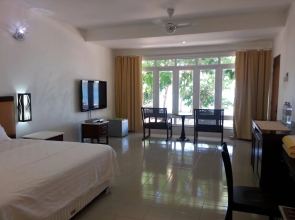 Labu Labi Residence