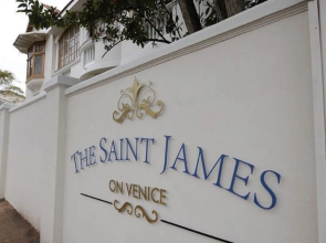 The Saint James on Venice Luxury Guest House