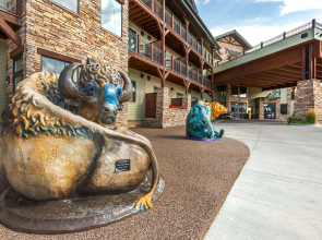 Best Western Premier Ivy Inn & Suites