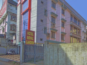 OYO 25007 Hotel Royal Garden