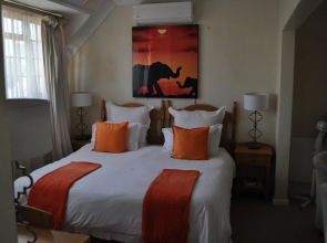 Cotswold House