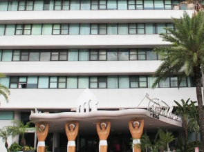 C Ocean Rentals At Casablanca Miami Beach