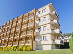 Апарт-отель GHT Tossa Park