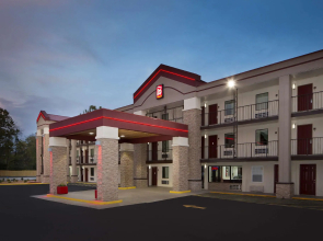 Red Roof Inn PLUS+ Birmingham East - Irondale/ Airport