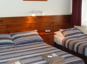 Aquarius Motel Belmont