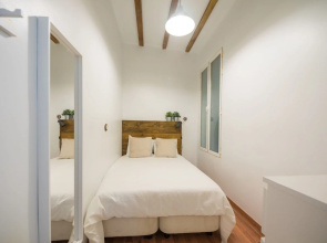 Room to Rent Augusto Figueroa