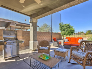 San Tan Valley Home w/ Pool Access & Golf View!
