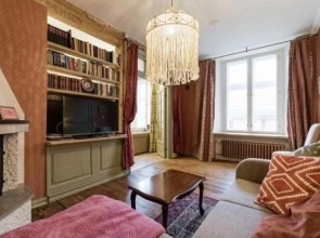 Old Town Charm Apartments