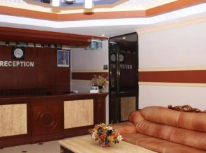 Lenana Hotel