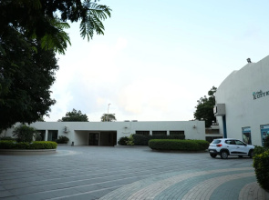 Neel's City Resort
