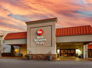 Holiday Inn Huntsville-w I-565