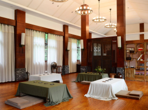 Yunzhihui Longsheng Hot Spring Boutique Hotel