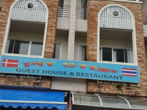 Pitstop Restaurant and Guesthouse