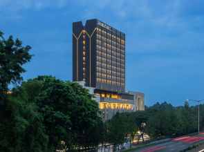 DoubleTree by Hilton Jakarta Bintaro Jaya