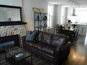 Beautiful House in Forest Hill