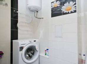 Сургутские квартиры на улице Александра Усольцева 26