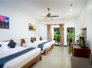 Landing Gold By Amatak