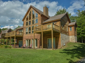Mountain Top Lodge 4 Bedroom House
