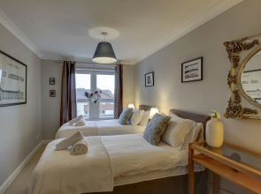 Carrick Retreat - Donnini Apartments