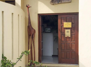 Beachcomber Bay - Guest House