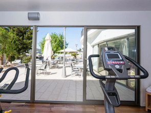 Отель THB Ocean Beach - Adults Only