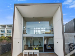 'Coast Villa 46' Fishpen