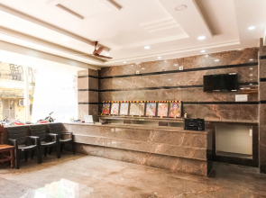 OYO 67796 Sree Guru Lakshmi Residency