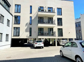River View 1 BD Old Town Apartment by Hostlovers