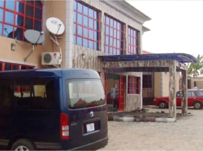 J-A Luxury Suites by Ecosignature