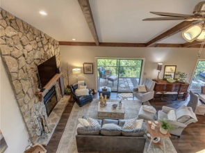 Pinnacle Penthouse, 3 Bedrooms, 3 Bathrooms, Access to 3 Pools, Tennis